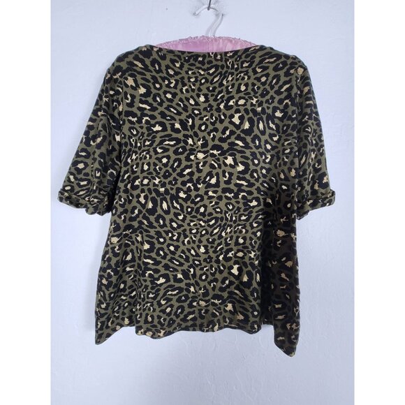 Chico's Top Womens Cheetah Print Short Sleeve T-Shirt Size 0 Green Gold Stretch - Picture 2 of 7